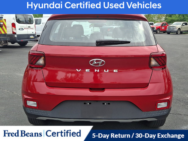 Used 2023 Hyundai Venue Limited FWD image 13
