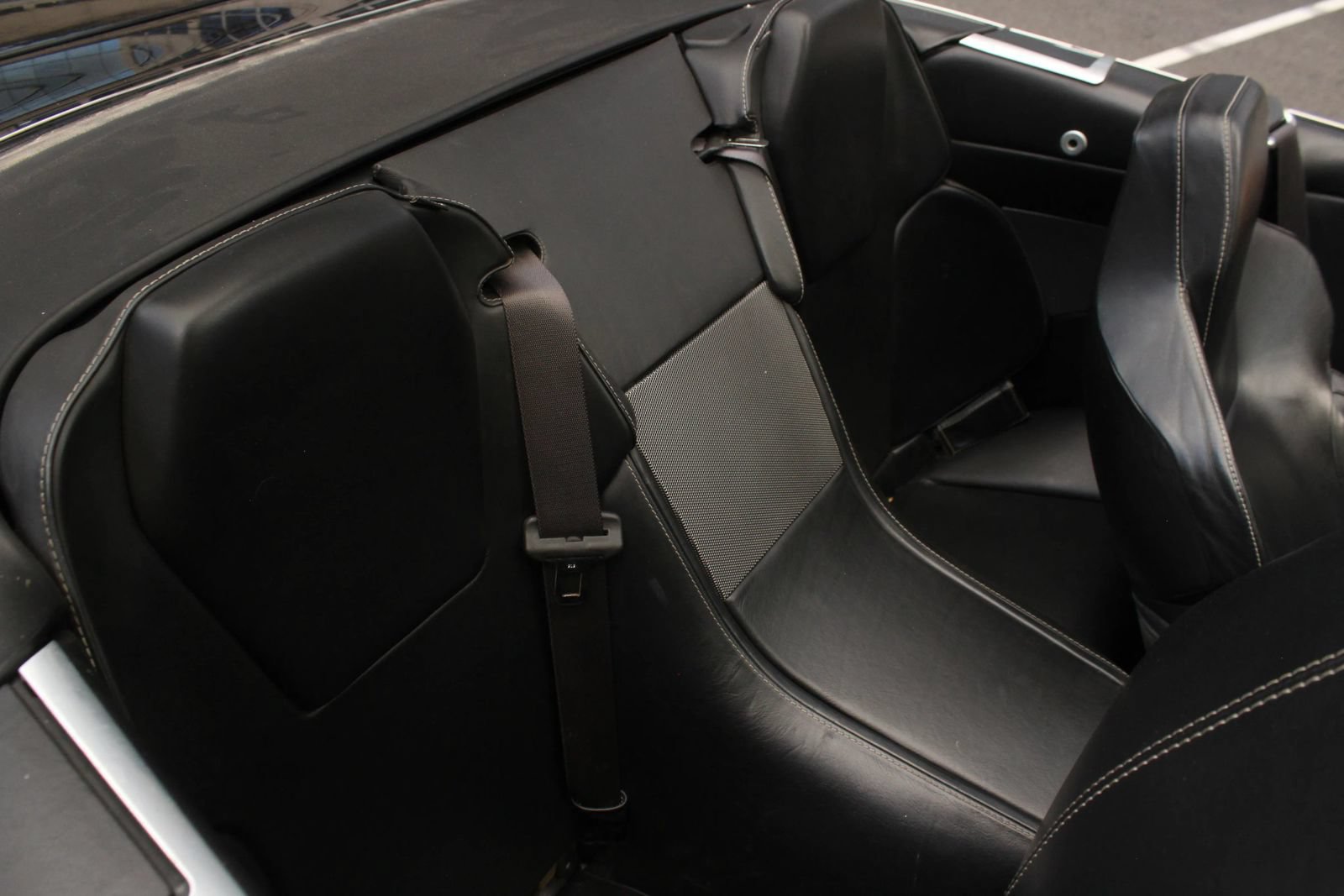 Used 2006 Aston Martin DB9 Volante RWD image 22