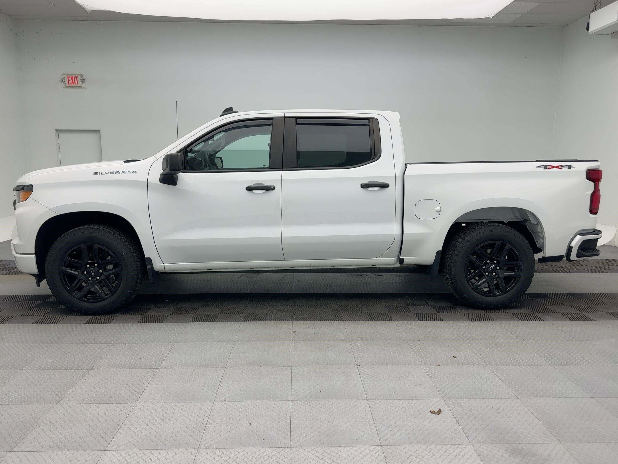 Certified 2023 Chevrolet Silverado 1500 Custom image 2