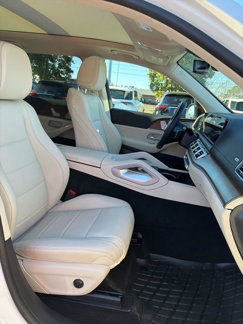 Certified 2026 Mercedes-Benz GLS 450 4MATIC image 31