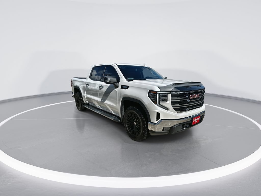 Used 2024 GMC Sierra 1500 SLT AWD/4WD image 2