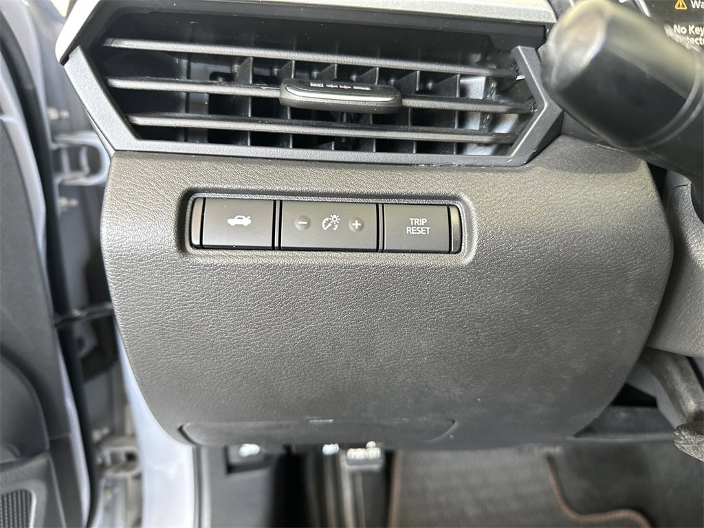 Used 2024 Nissan Altima 2.5 SR image 18