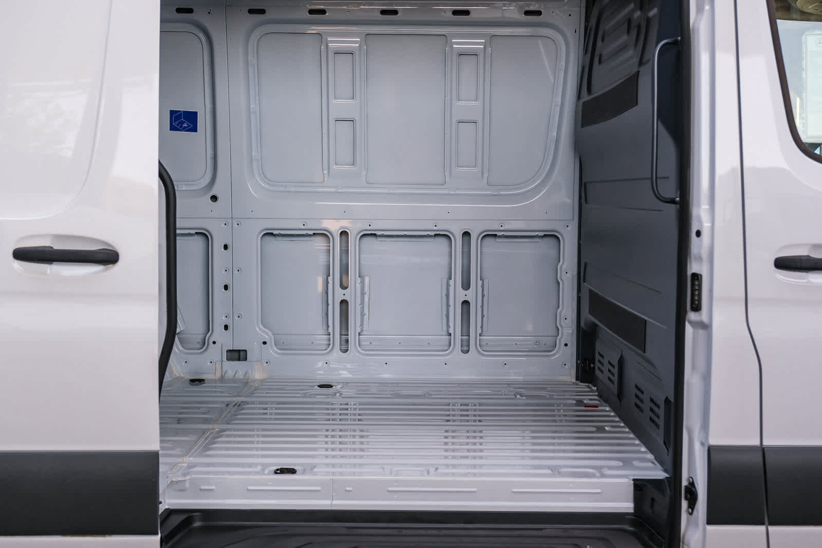 New 2025 Mercedes-Benz Sprinter 2500 image 16