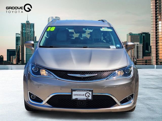Used 2018 Chrysler Pacifica Touring-L Plus w/ Advanced Safetytec Group FWD image 9
