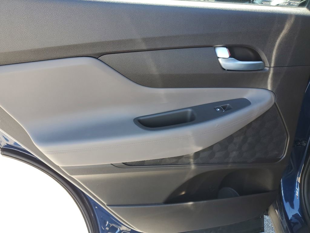 Used 2020 Hyundai Santa Fe SEL image 17