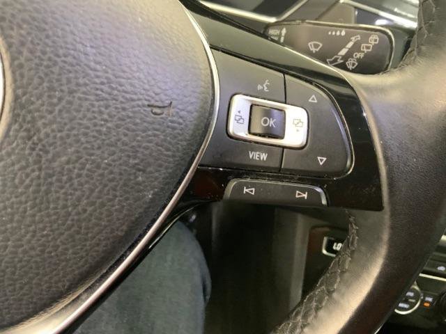 Used 2019 Volkswagen Tiguan SEL Premium image 24