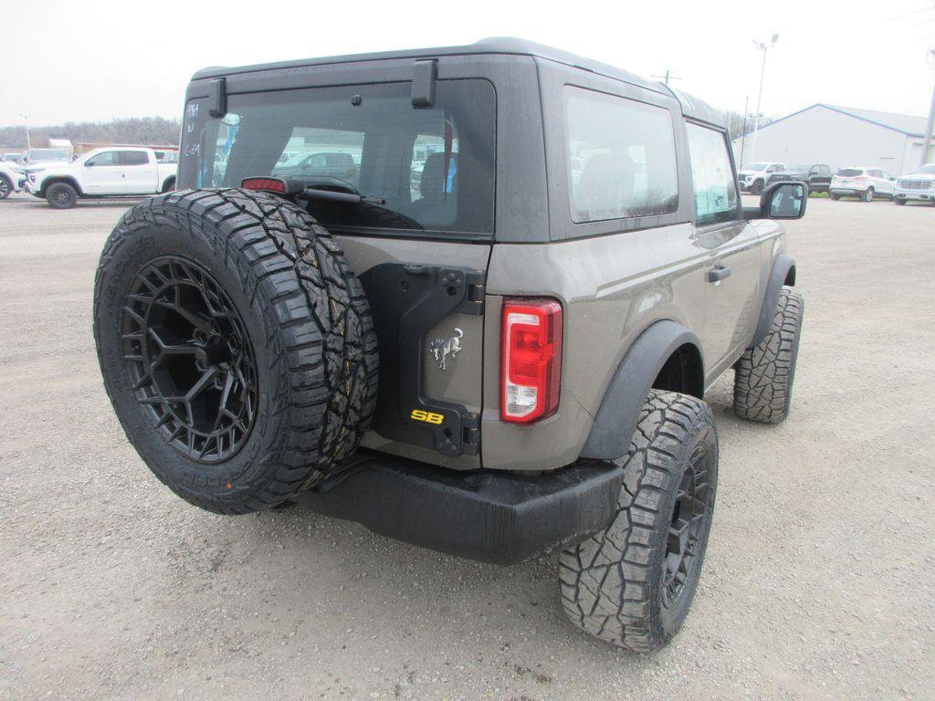 New 2026 Ford Bronco 2-Door image 4