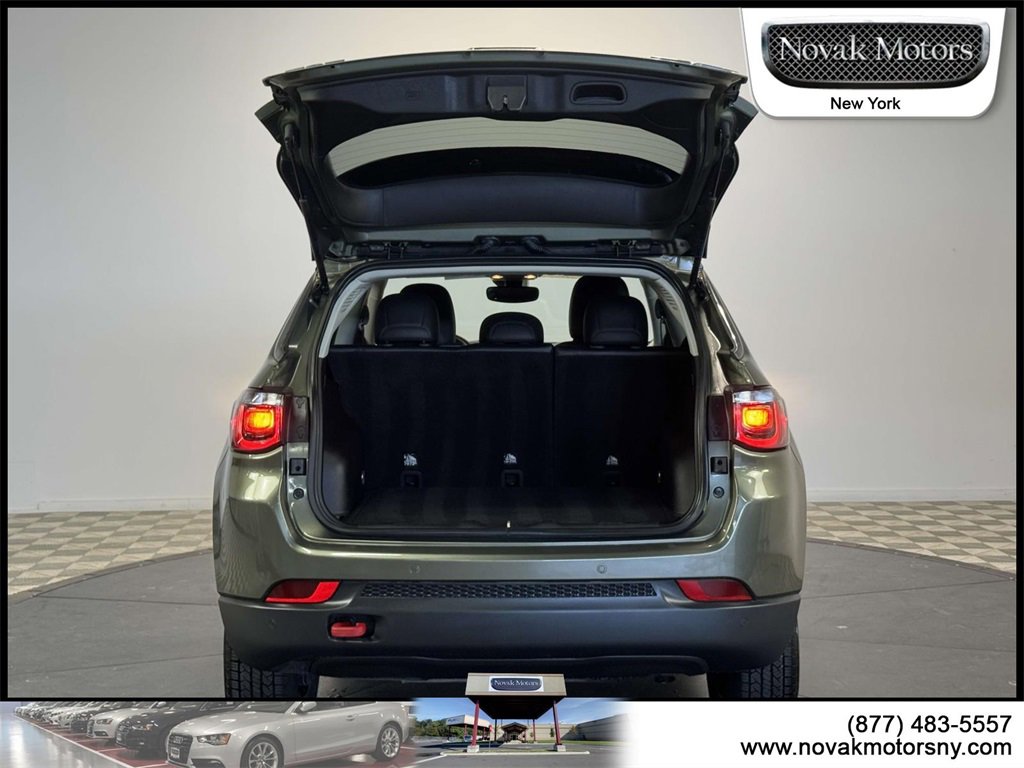 Used 2021 Jeep Compass Trailhawk image 7