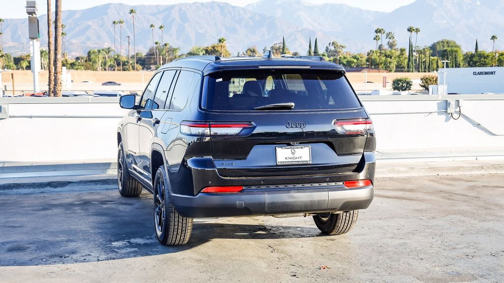 New 2025 Jeep Grand Cherokee L Altitude image 7