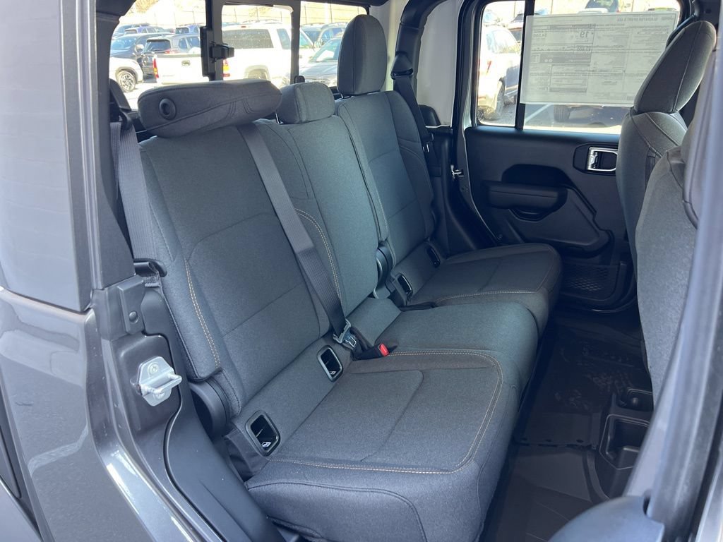 New 2026 Jeep Gladiator Sport AWD/4WD image 22