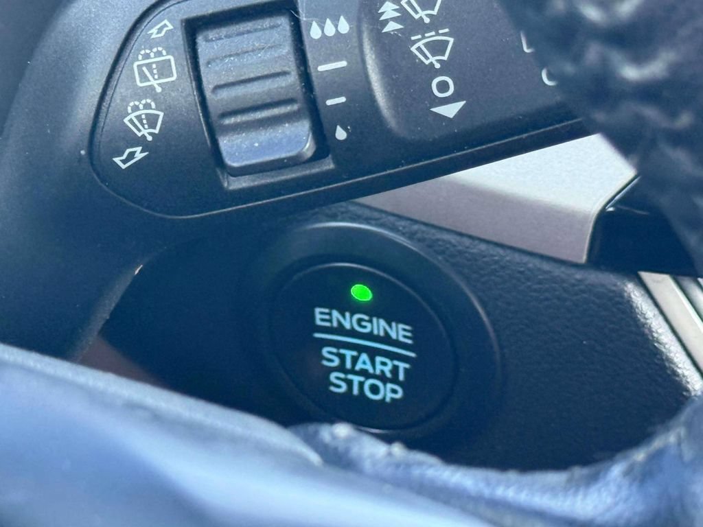Used 2020 Ford Escape SEL AWD/4WD image 21