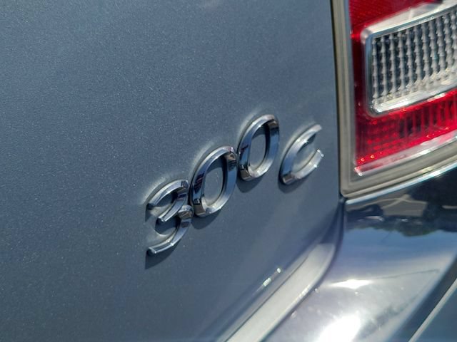 Used 2013 Chrysler 300 C RWD image 8