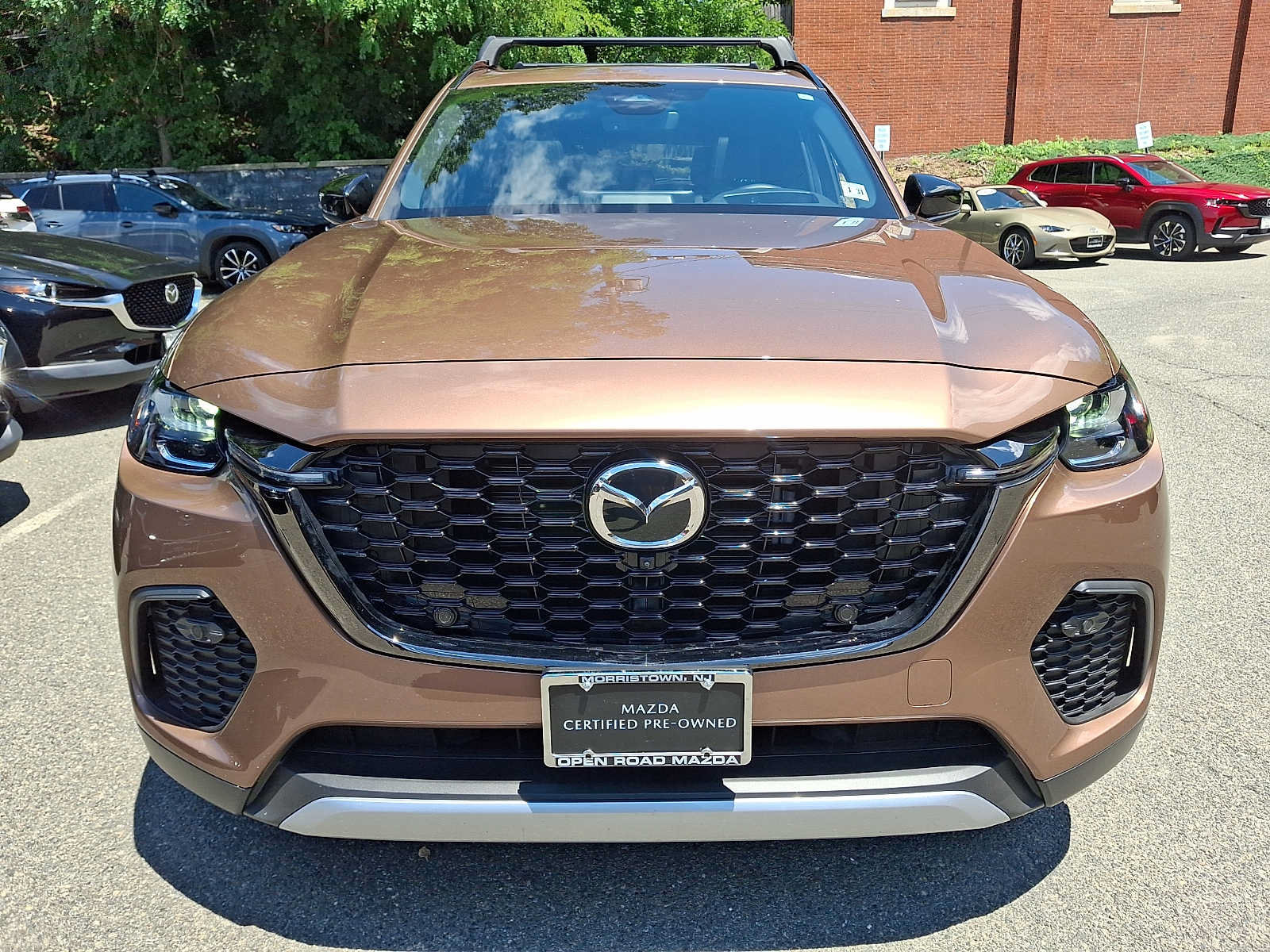 Certified 2025 MAZDA CX-70 Plug-In Hybrid w/ Premium Plus AWD/4WD image 2