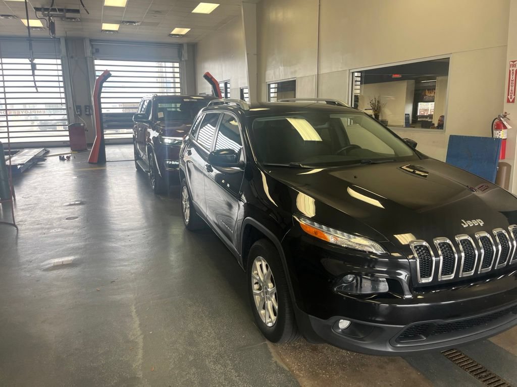 Used 2016 Jeep Cherokee Latitude
