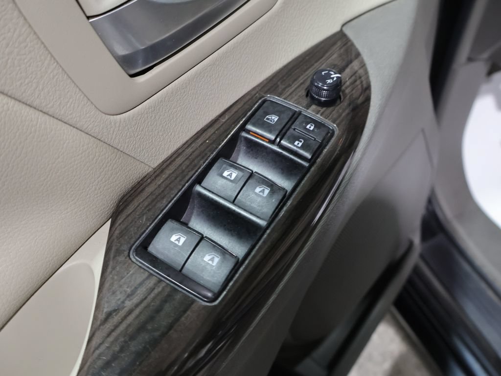 Used 2025 Hyundai Santa Fe Calligraphy AWD/4WD image 15