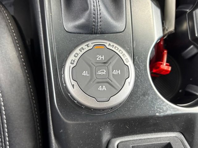 Used 2025 Ford Bronco Badlands AWD/4WD image 19