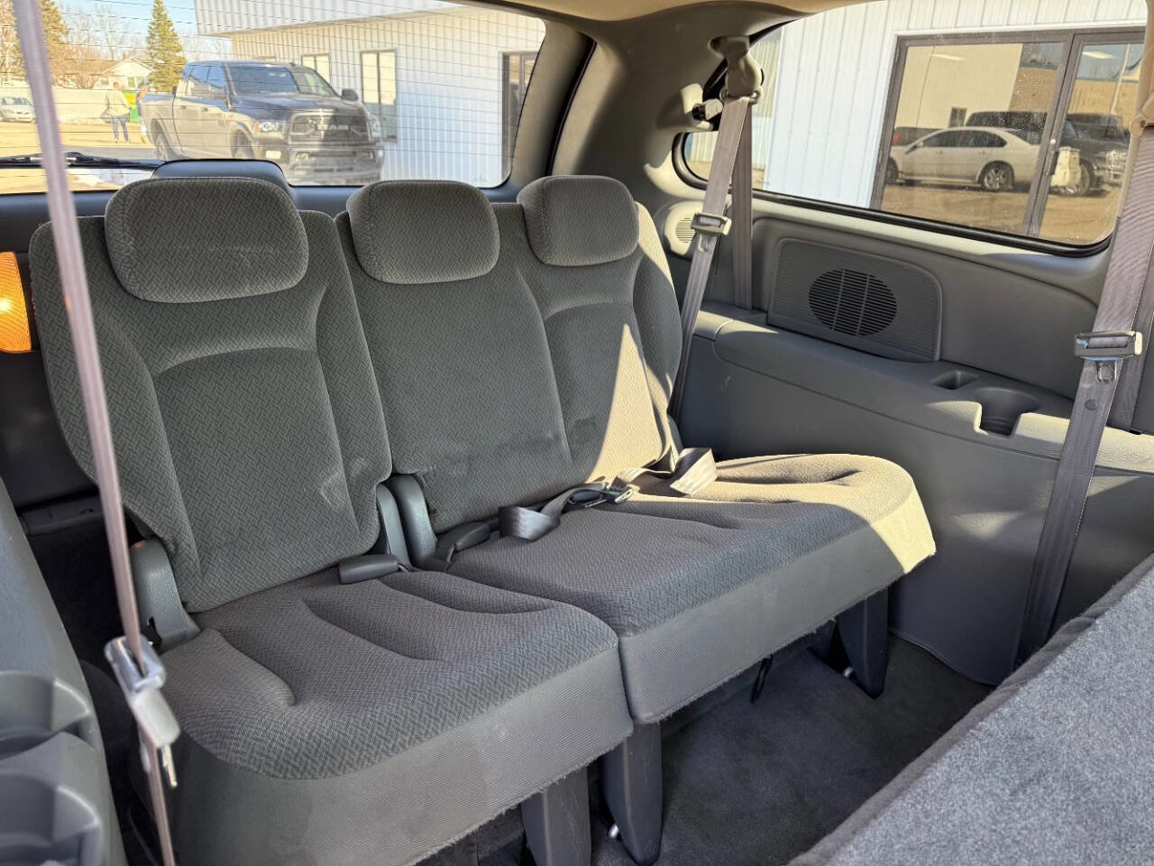 Used 2005 Dodge Grand Caravan SE w/ Popular Equipment Group I image 17
