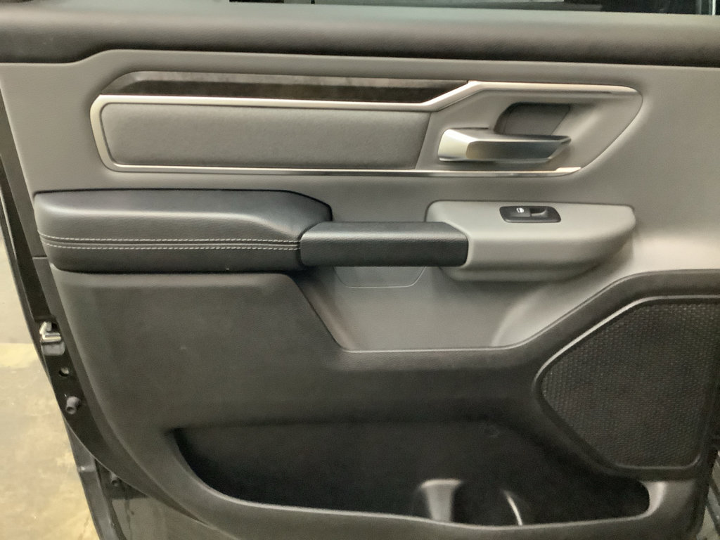 Used 2019 RAM 1500 Big Horn AWD/4WD image 23