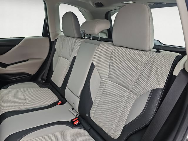 Used 2023 Subaru Forester Premium AWD/4WD image 13