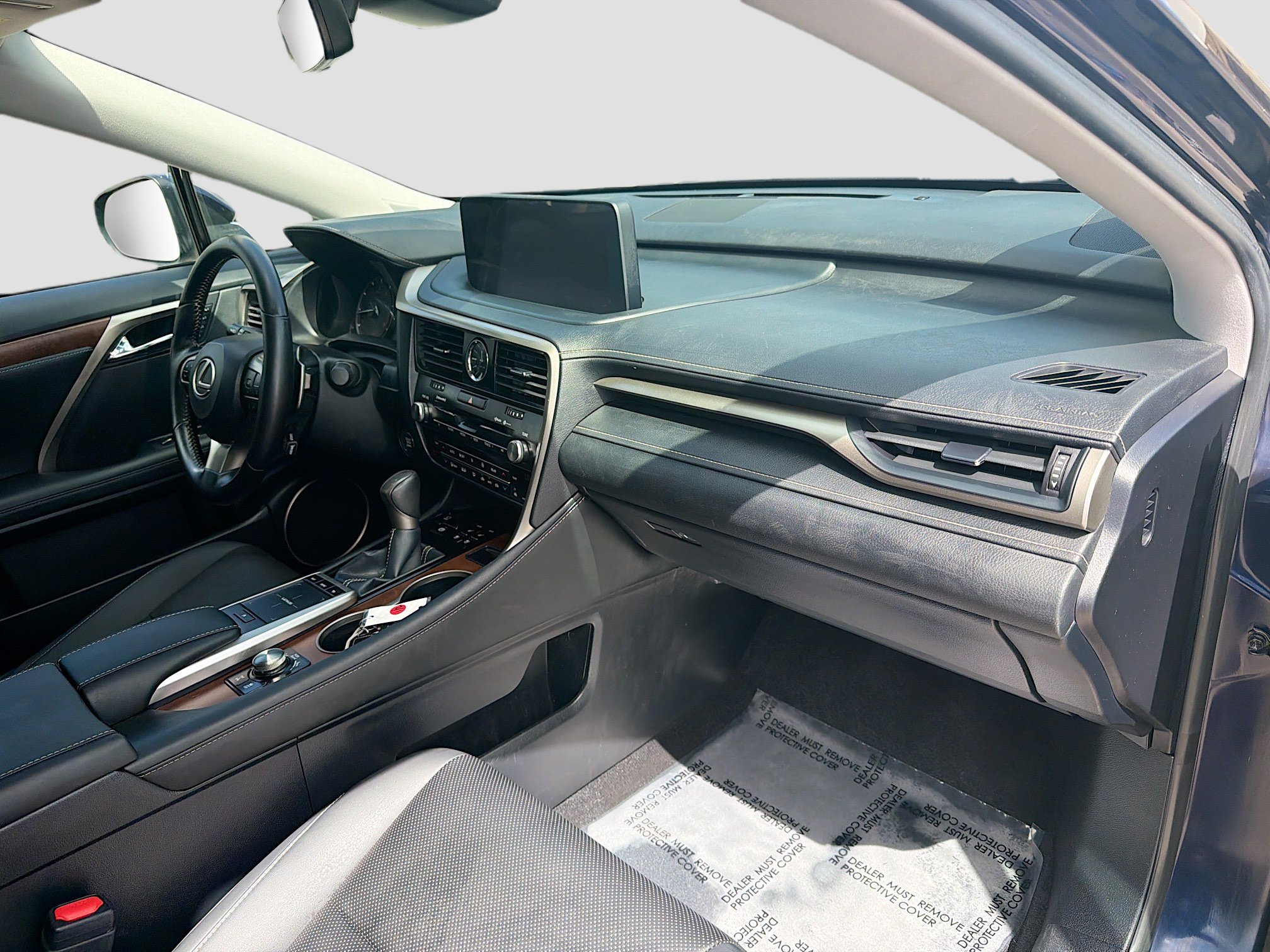 Used 2022 Lexus RX 350L Premium w/ Premium Package image 33