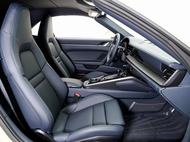 Certified 2025 Porsche 911 Carrera image 25