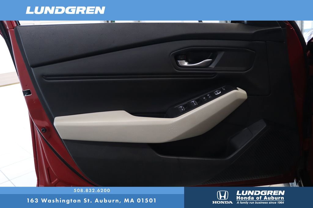 Used 2024 Honda Accord EX image 10