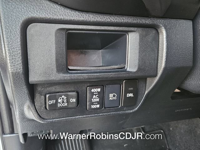 Used 2019 Toyota Tacoma TRD Off-Road image 29