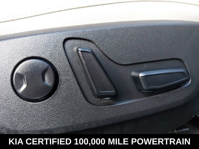 Certified 2025 Kia EV6 Wind RWD image 29