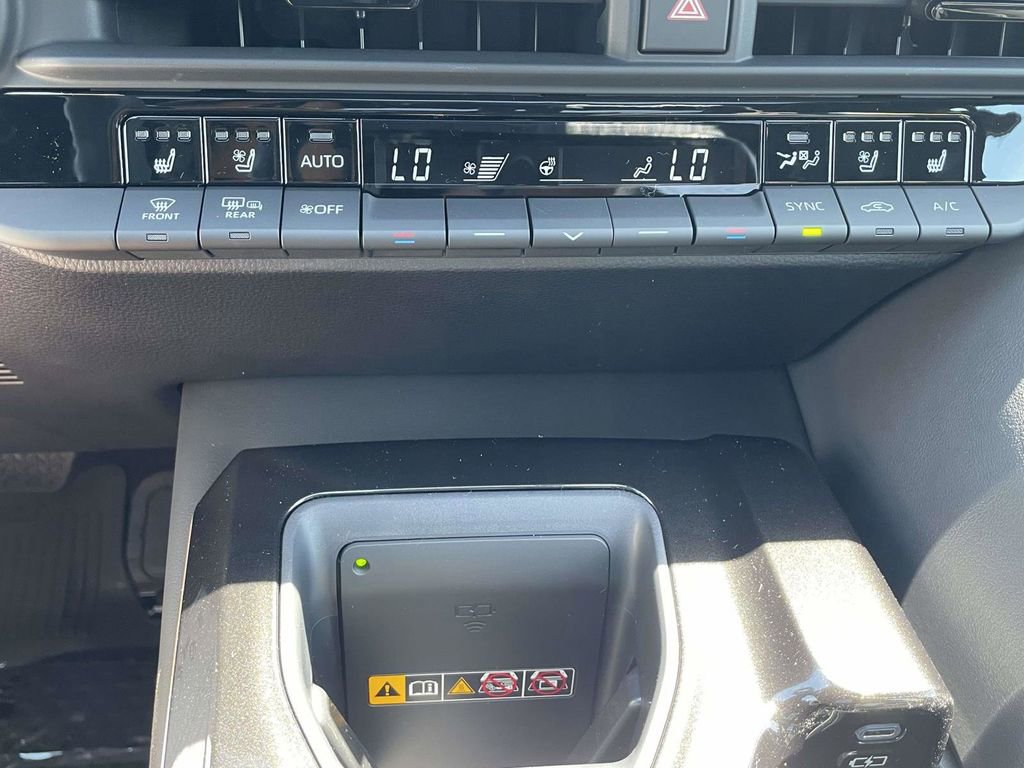 New 2026 Toyota Crown Platinum AWD/4WD image 41