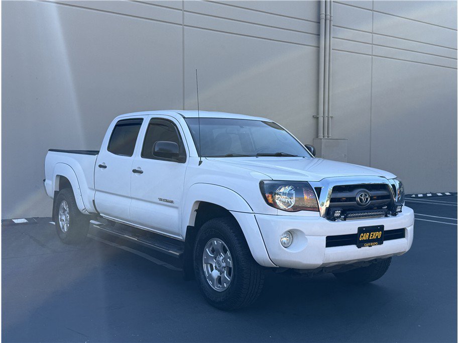 Used 2010 Toyota Tacoma PreRunner RWD image 3