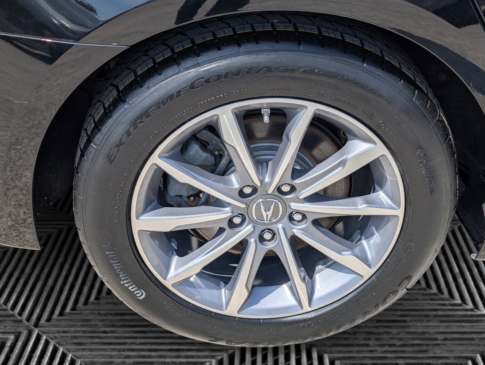 Certified 2018 Acura TLX w/ Technology Package FWD image 26