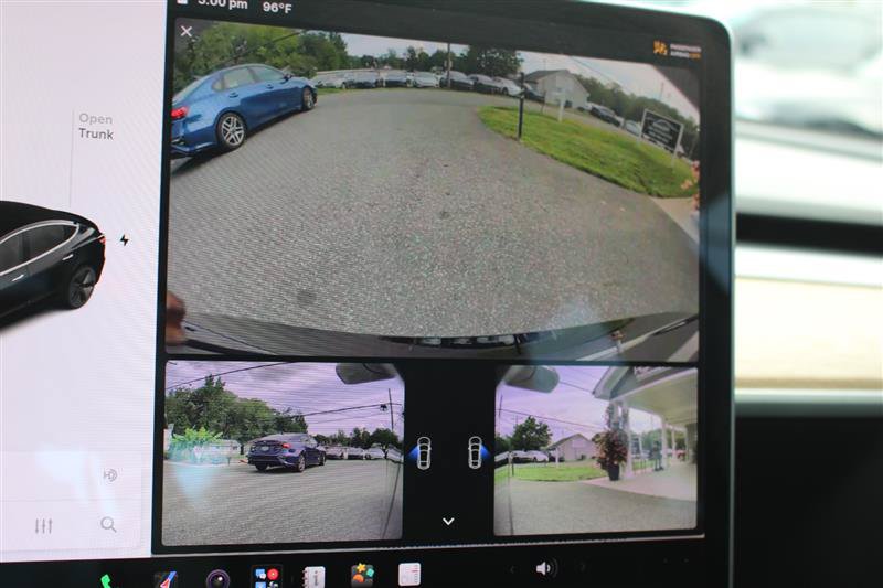 Used 2020 Tesla Model 3 Standard Range Plus RWD image 17