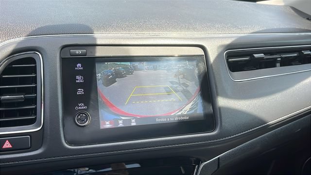 Used 2020 Honda HR-V Touring image 16