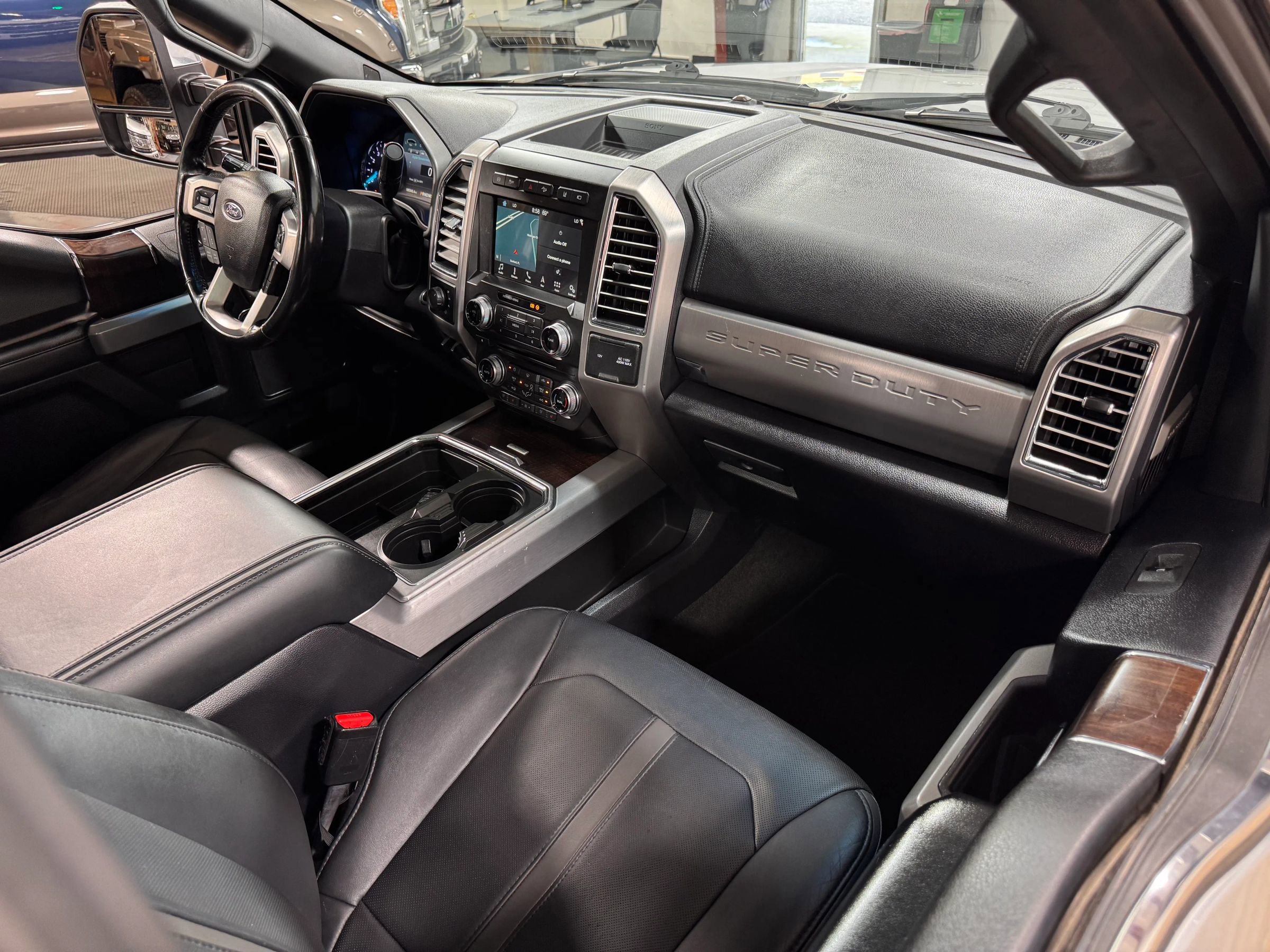 Used 2017 Ford F250 Platinum w/ Platinum Ultimate Package image 21