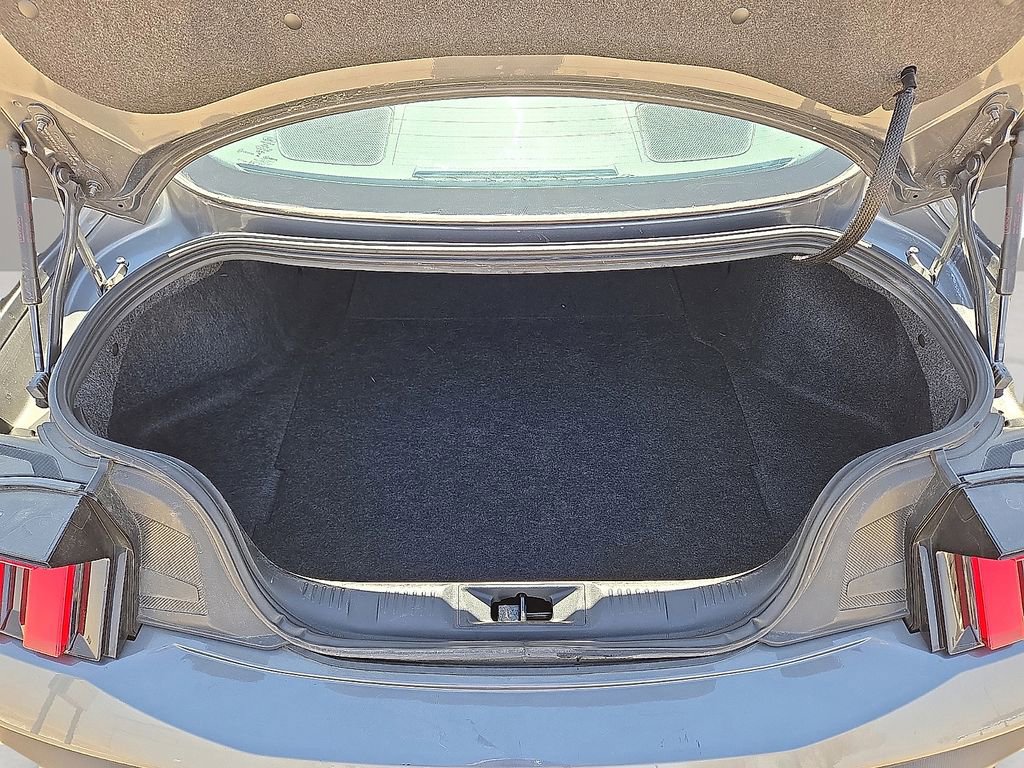 Used 2024 Ford Mustang EcoBoost image 14