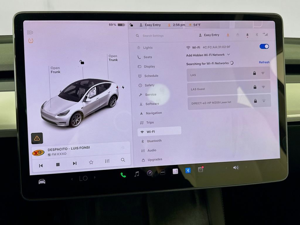 Used 2021 Tesla Model Y Long Range image 50