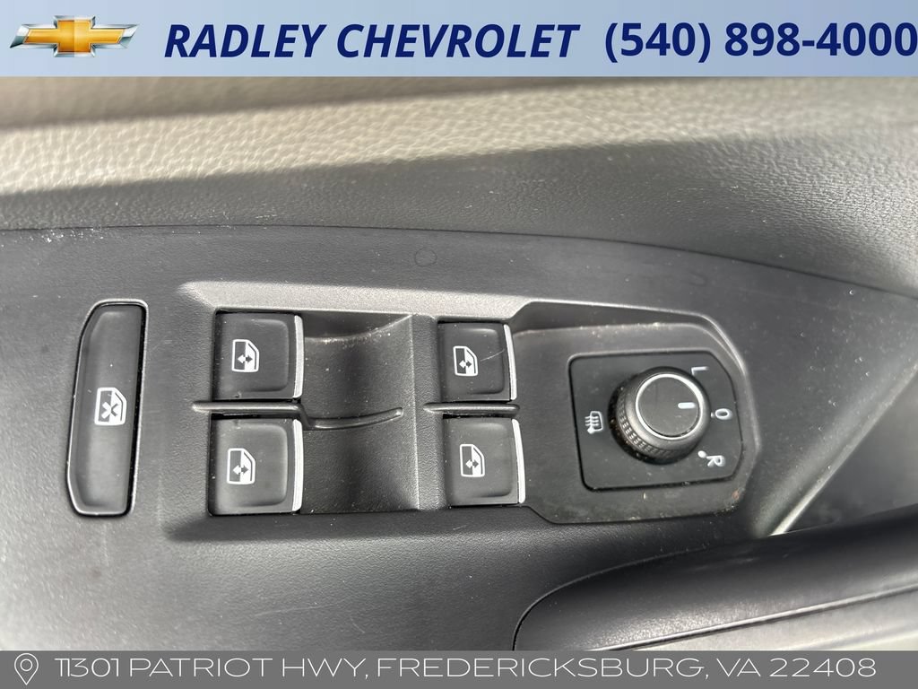 Used 2024 Volkswagen Jetta SE FWD image 12