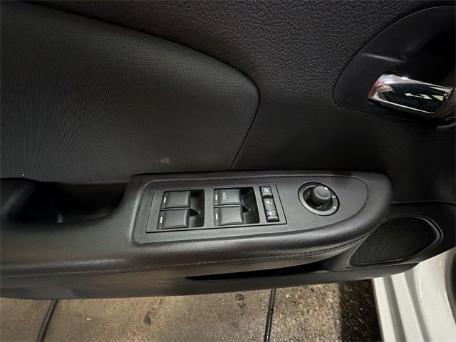 Used 2012 Chrysler 200 LX image 13
