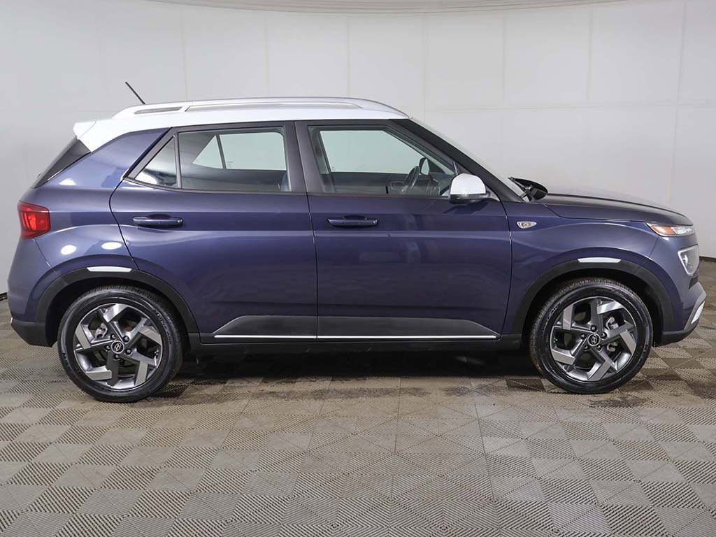 Certified 2023 Hyundai Venue Limited image 14