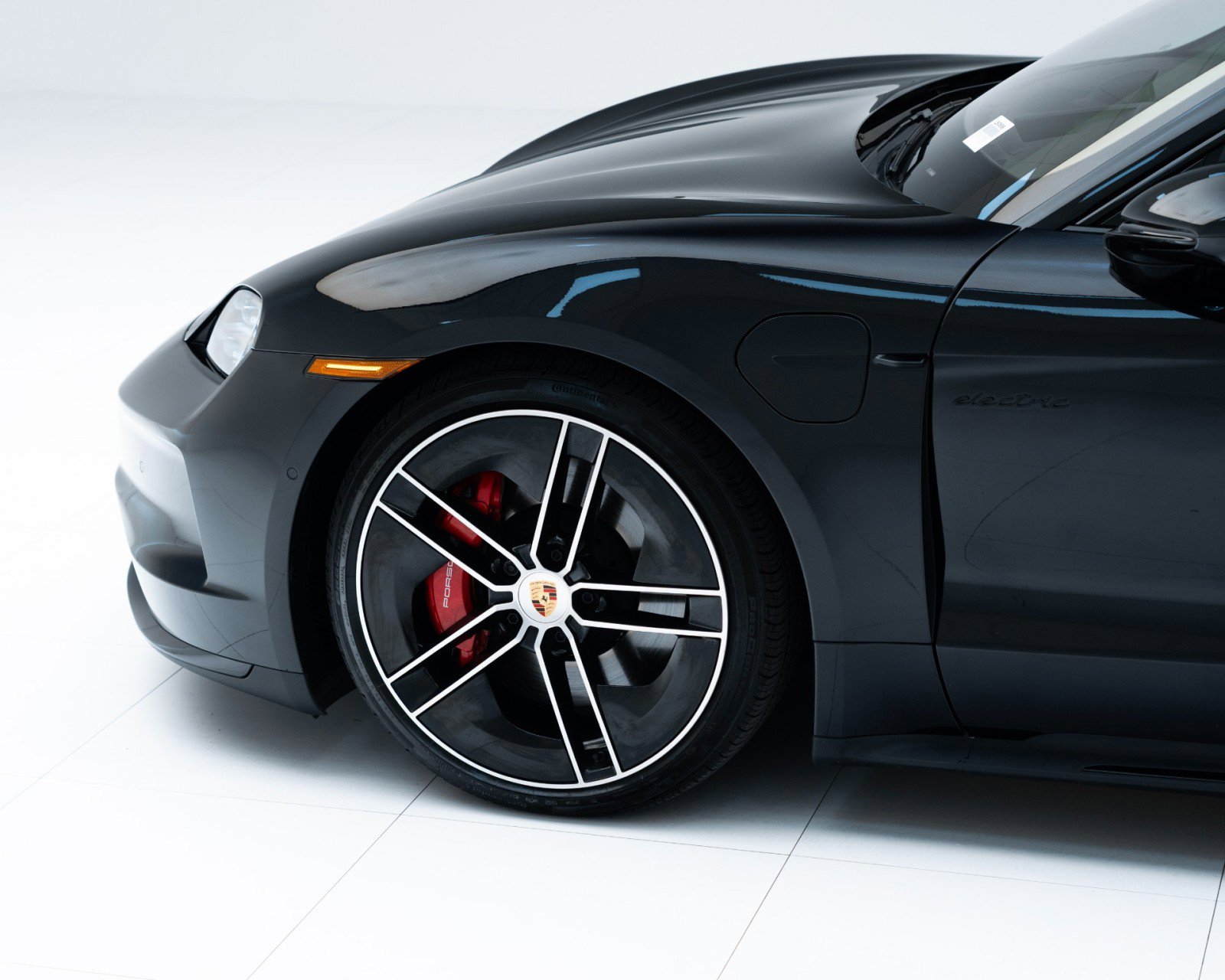 New 2026 Porsche Taycan GTS image 11