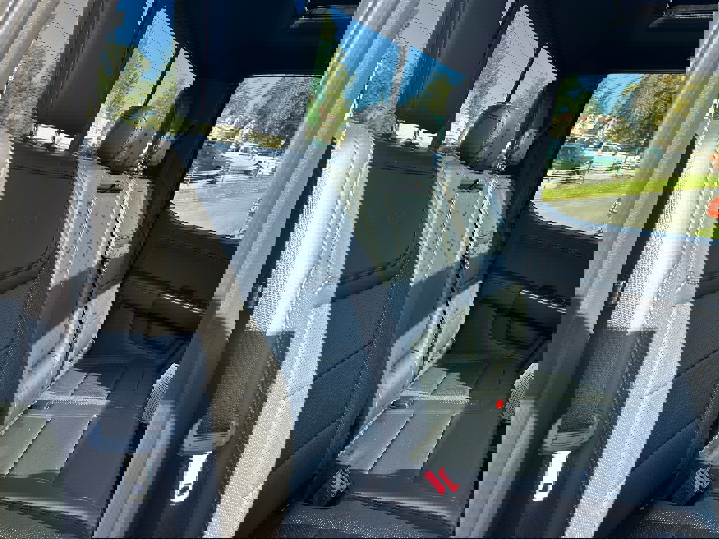 New 2025 Ford F150 Raptor image 38