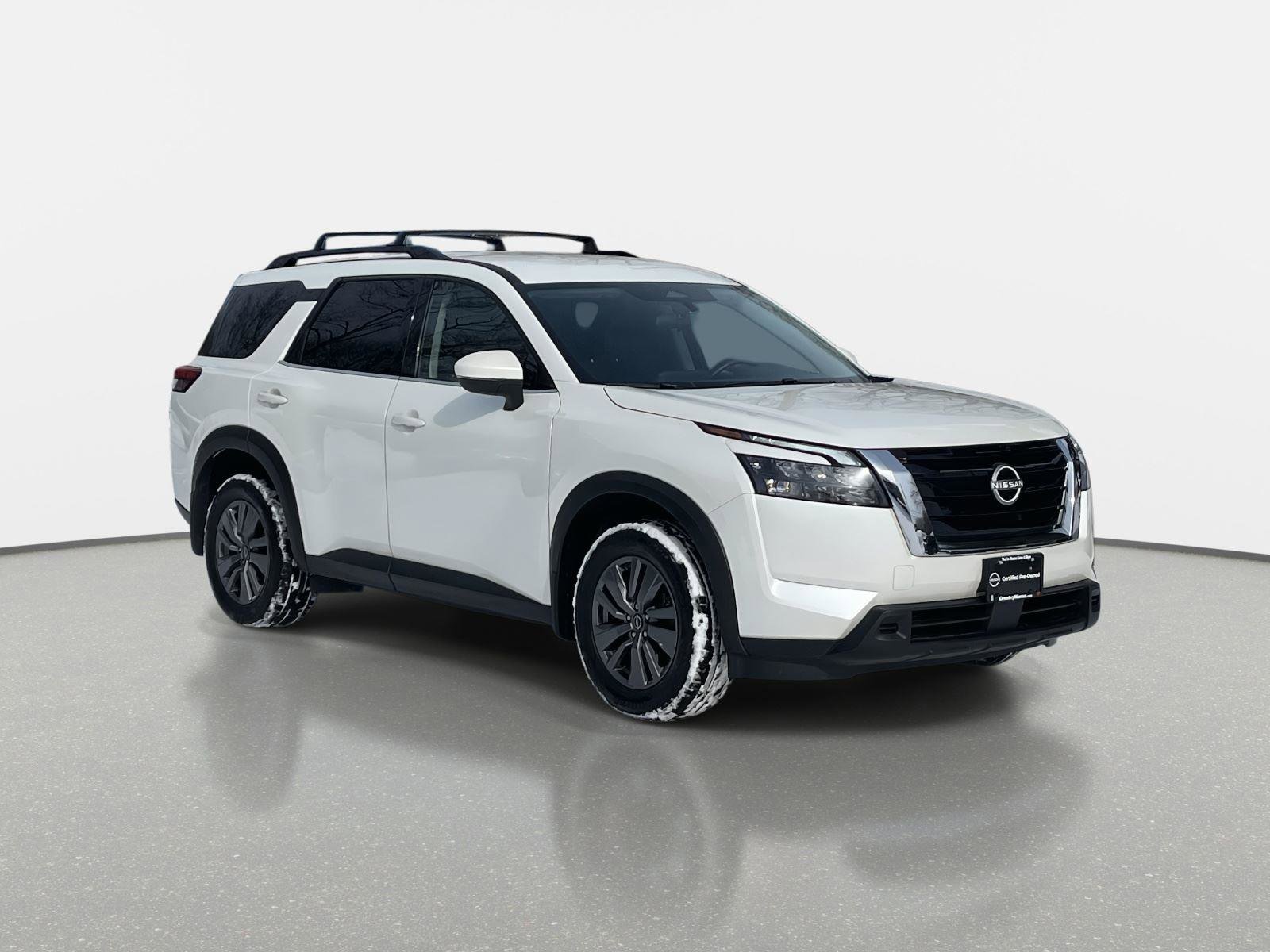 Certified 2024 Nissan Pathfinder SV w/ Cargo Package image 3
