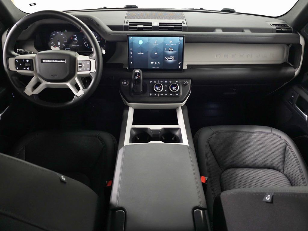 Used 2025 Land Rover Defender 110 S image 13