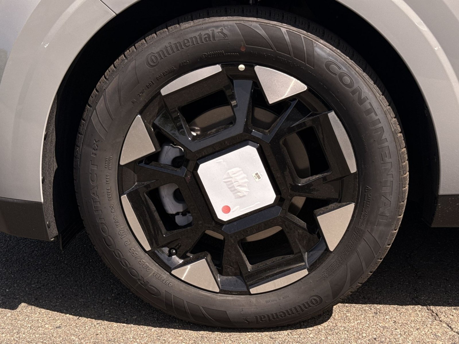 New 2026 Kia Carnival EX FWD image 25
