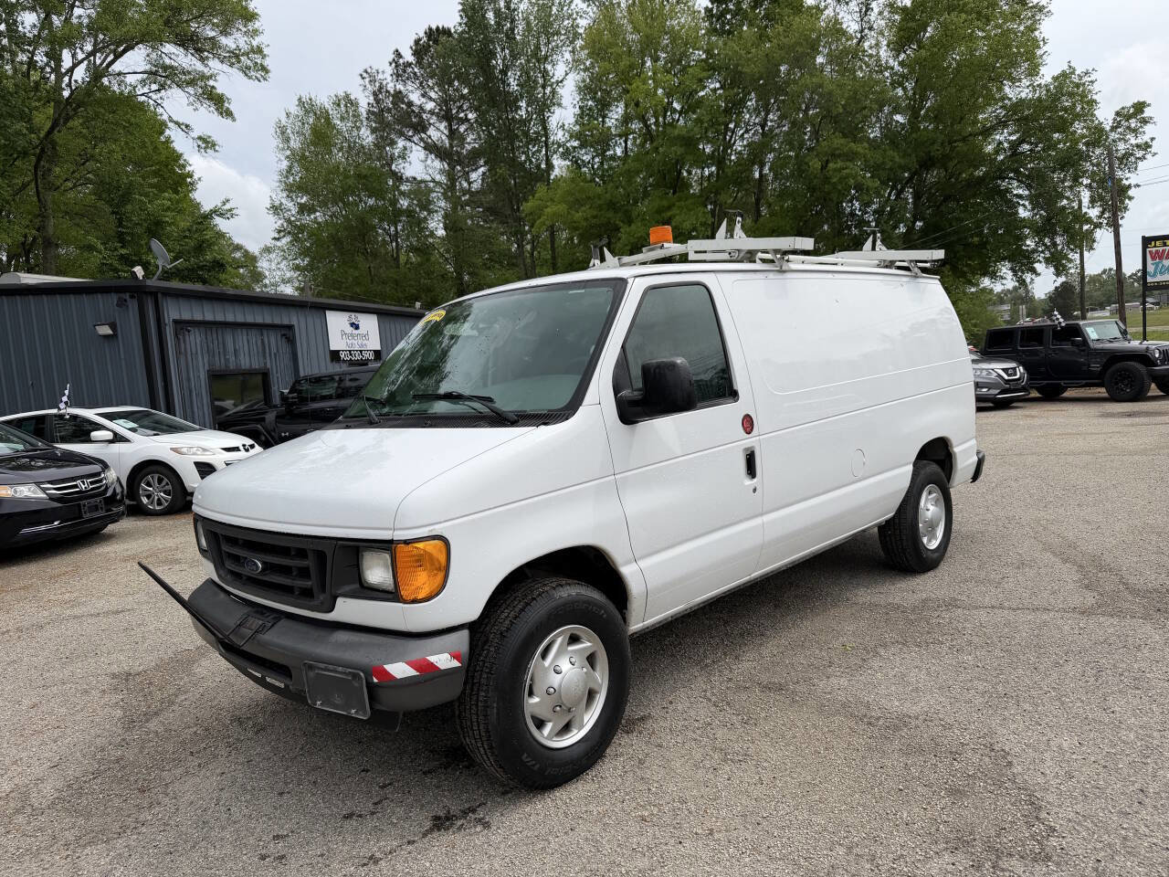 Used 2007 Ford E-250 and Econoline 250 RWD image 13