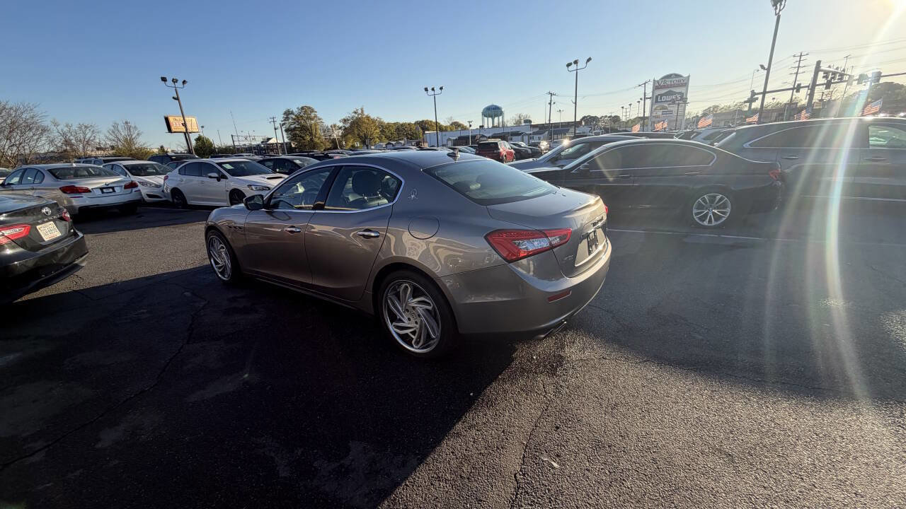 Used 2017 Maserati Ghibli S Q4 AWD/4WD image 9