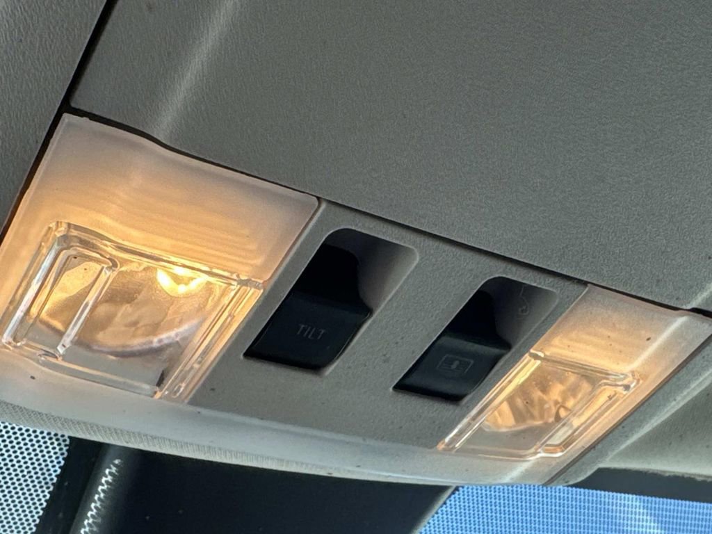 Used 2011 Ford Edge Limited w/ 302A Rapid Spec Order Code image 29