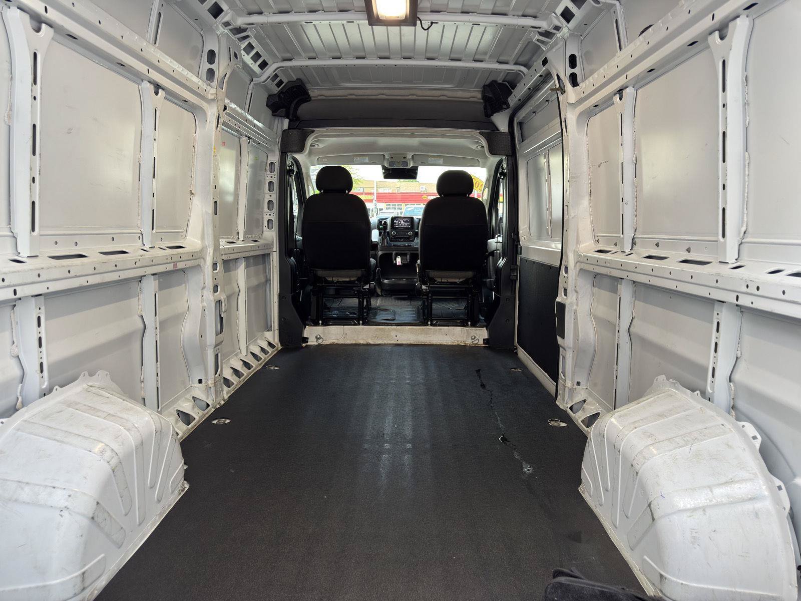 Used 2025 RAM ProMaster 2500 w/ Convenience Group FWD image 26