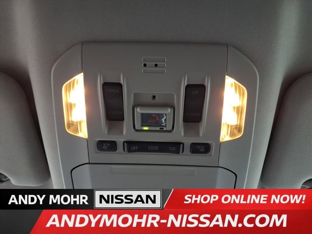 Used 2021 Toyota Highlander XLE image 25