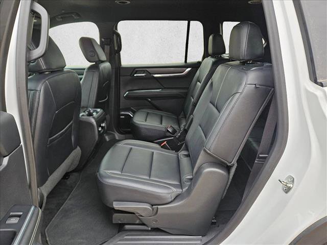 Used 2024 GMC Acadia Elevation image 20